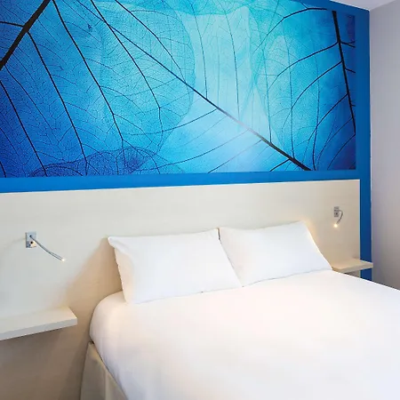 Ibis Styles Sur Lot Hotel 3*