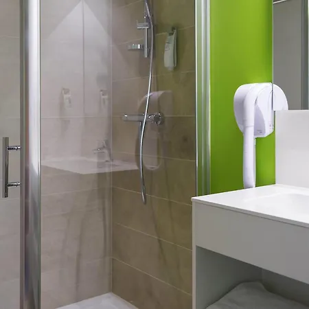 Ibis Styles Sur Lot Szálloda 3*