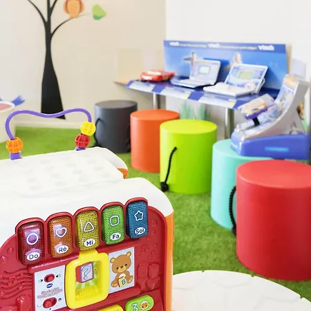 Ibis Styles Sur Lot 3* וילנב-סור-לו