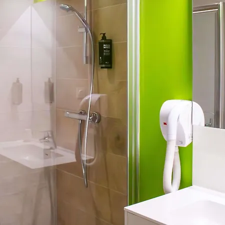 Ibis Styles Sur Lot Otel