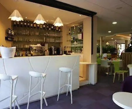 Szálloda Ibis Styles Sur Lot 3*